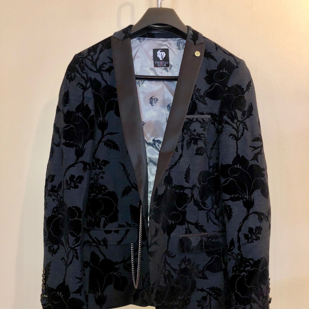 Brand new, never been worn ASOS suit jacket 44R